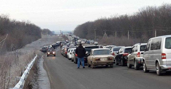 Qozog'iston va O'zbekiston chegarasidagi navbatlarning sababi aniqlandi.