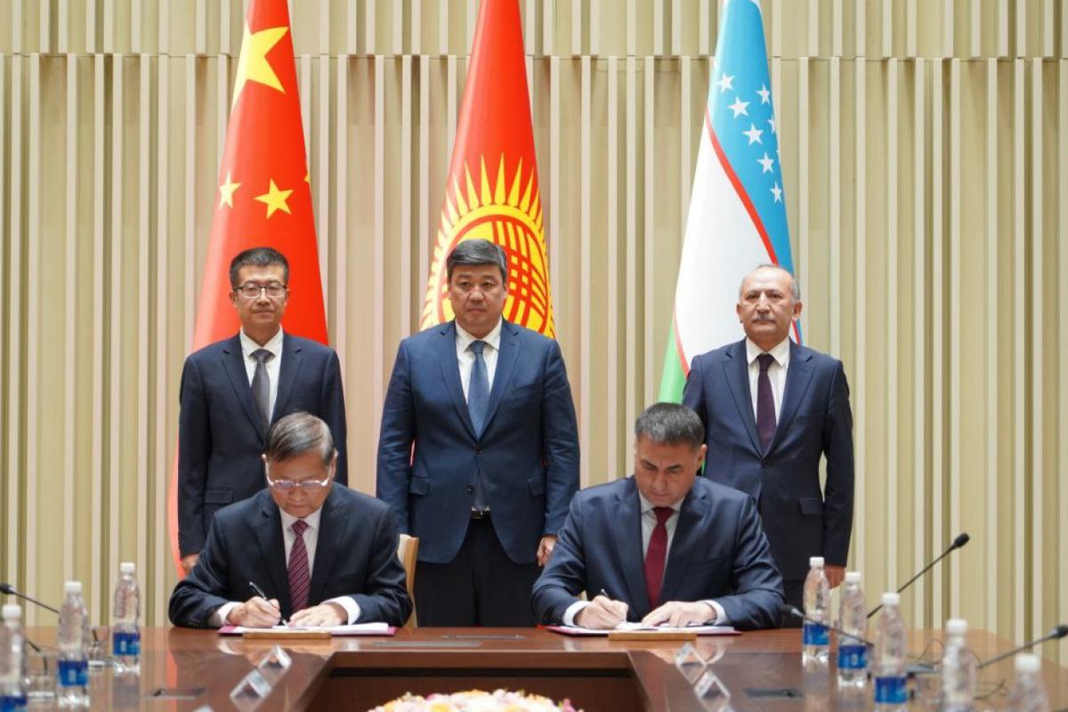 Construction of the China-Kyrgyzstan-Uzbekistan railway will commence on December 27.